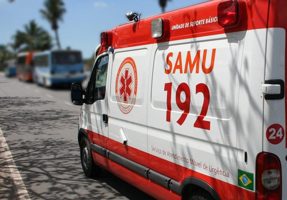 Motociclista fica gravemente ferido após atropelar ciclista em Porto Velho